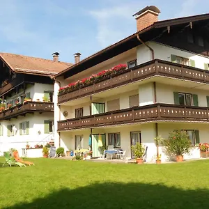  Apartment Maria